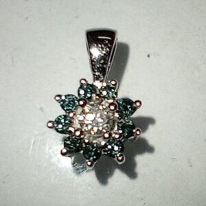 14Kt White Gold Blue & White Diamond Star Pendant
